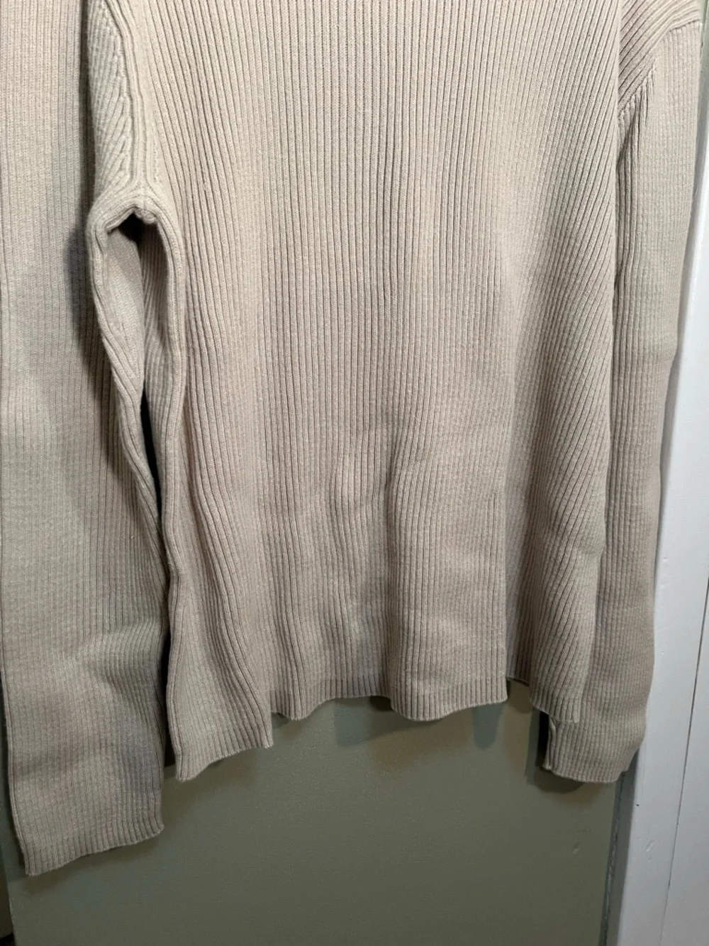 Vintage Banana Republic Men's Sz Large Crewneck T-Shirt Beige Ribbed Long Sleeve